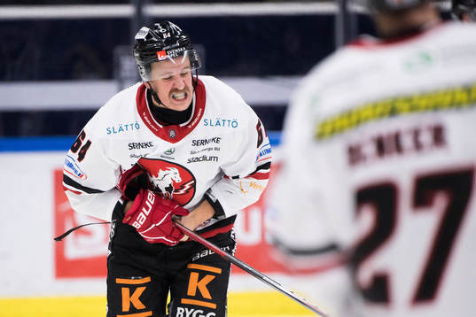 Vita Hästens Rasmus Kahilainen har ont