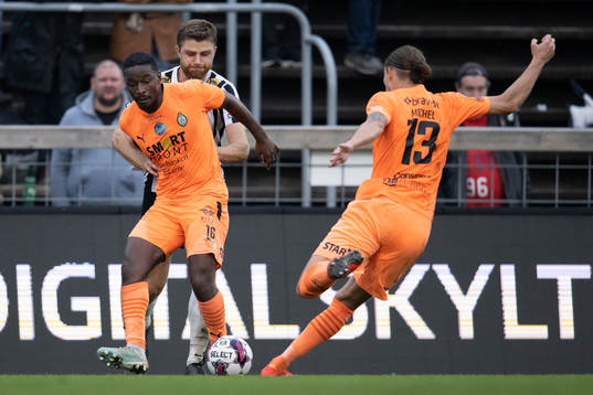 Landskronas Adam Egnell och AFC Eskilstunas