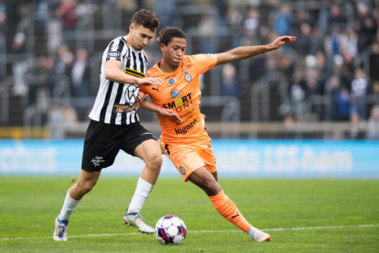 Landskronas Camil Jebara och AFC Eskilstunas Mikael Marques