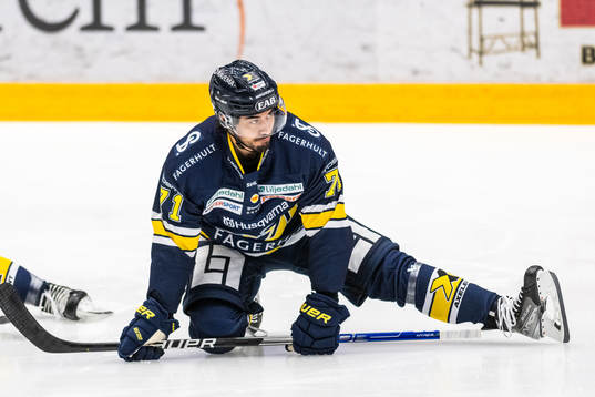 HV71s Tyler Vesel