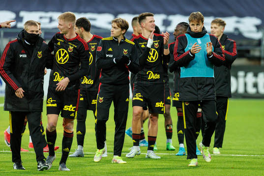 Östersunds spelare jublar