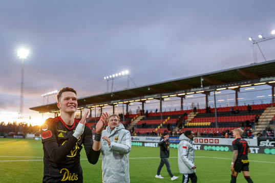 Östersunds Myroslav Mazur jublar