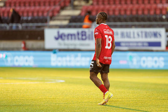 Trelleborgs Henry Offia deppar