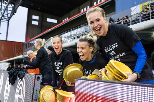 Växjös spelare jublar