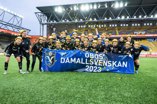 Växjös spelare jublar