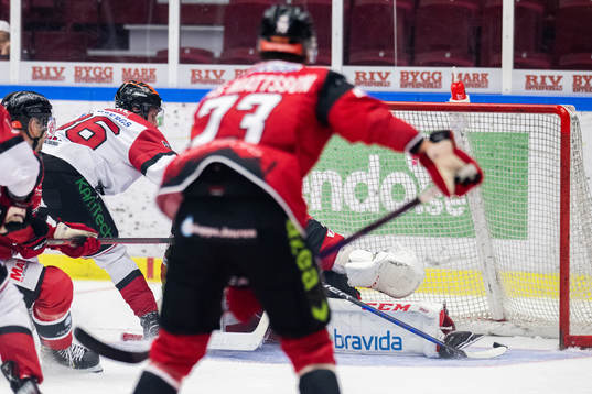 Örebros Mathias Bromé gör 0-3 bakom Malmö Redhawks