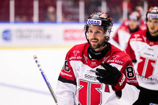 Örebros Mathias Bromé jublar