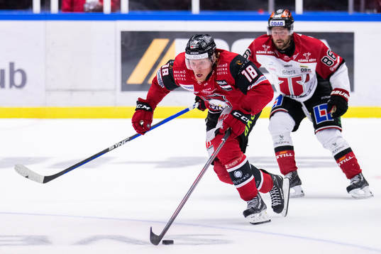Malmö Redhawks Marcus Sylvegård och Örebros Mathias