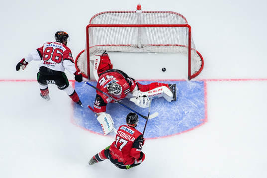 Örebros Mathias Bromé gör 0-3 bakom Malmö Redhawks