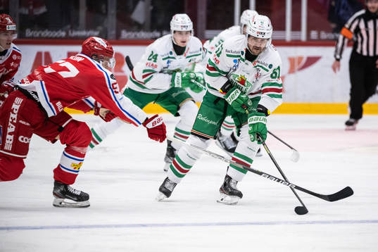 Rögles Ludvig Larsson och Timrås Anton Wedin