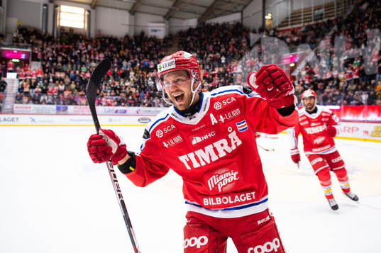 Timrås Jacob Blomqvist jublar