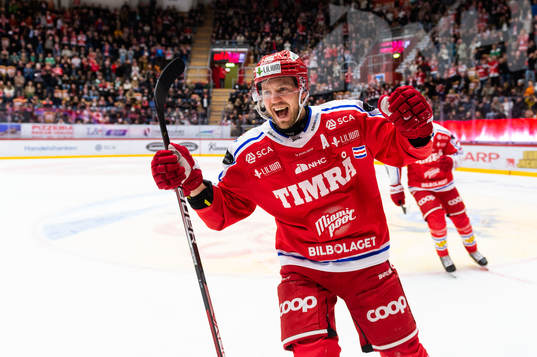 Timrås Jacob Blomqvist jublar