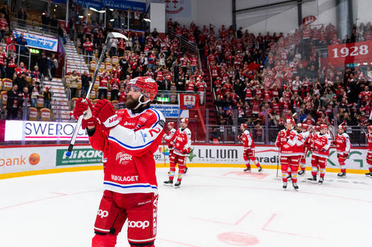 Timrås Per Svensson jublar