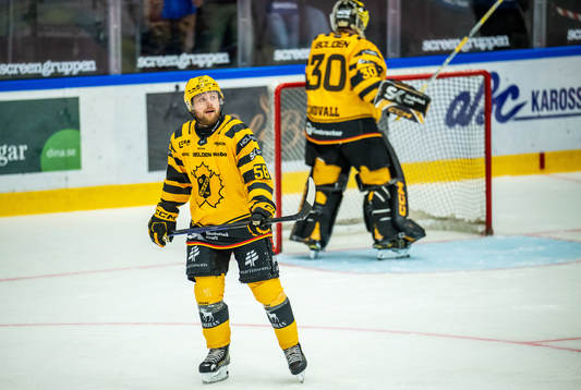 Skellefteås Oskar Nilsson deppar