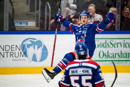 Oskarshamns Patrik Karlkvist jublar