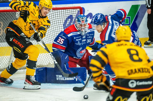 Oskarshamns målvakt Joe Cannata
