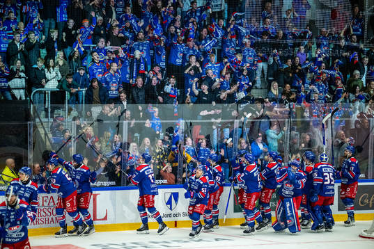 Oskarshamns spelare jublar
