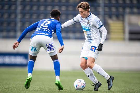 Umeå FCs Ibrahim Habib och Gefles Jesper Carström