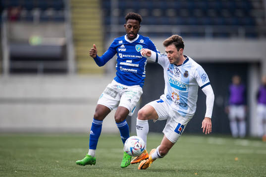 Umeå FCs Ibrahim Habib och Gefles Iu Ranera Grau