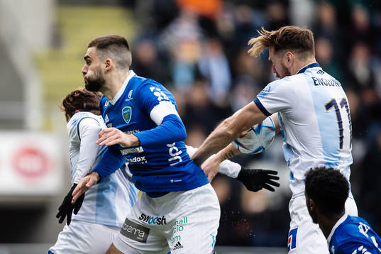 Gefles Leo Englund i situationen innan ett bortdömt mål