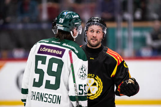 Färjestads Linus Johansson och Brynäs Johan Larsson