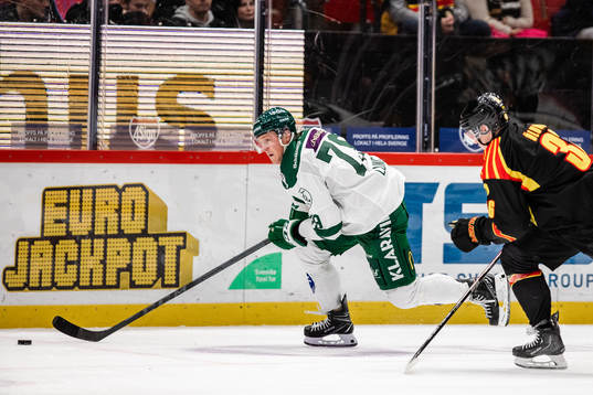 Färjestads Patrik Lundh och Brynäs Linus Ölund