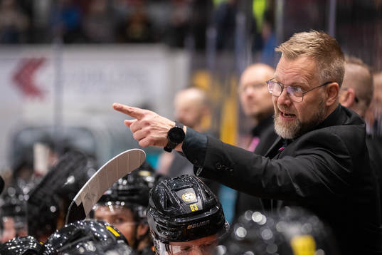 Brynäs tränare Mikko Manner