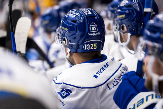 Leksands  hjälm med nummer 19 för Tobias Forsberg