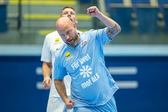 Malmölirares Olof Persson jublar