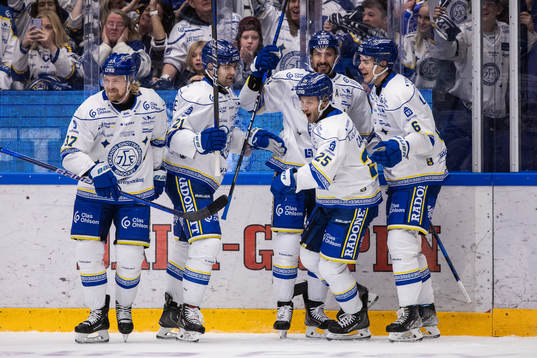 Leksands Carter Camper jublar