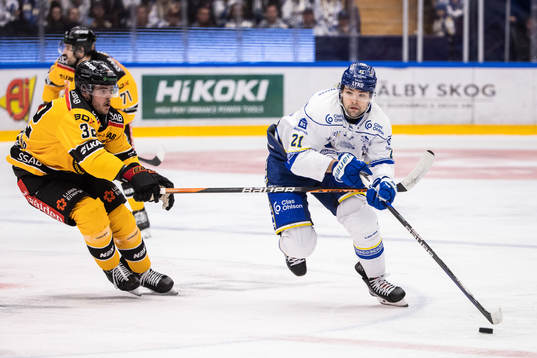 Luleås Oscar Engsund och Leksands John Quenneville
