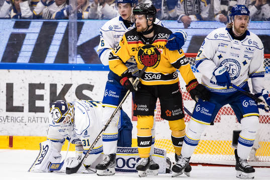Leksands målvakt Kasimir Kaskisuo och Luleås Brendan