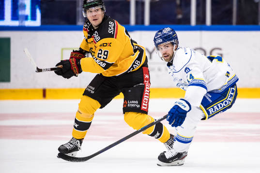 Luleås Erik Gustafsson och Leksands Oskar Lang