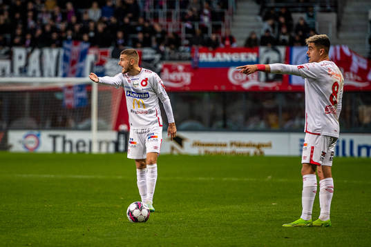 Degerfors Christos Gravius och Diego Campos reagerar