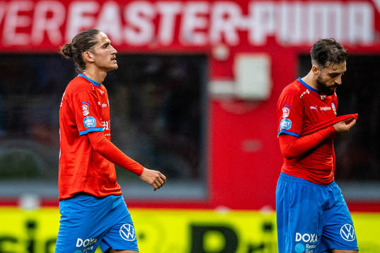 Helsingborgs Ervin Gigovic och Abdul Rahman Khalili deppar