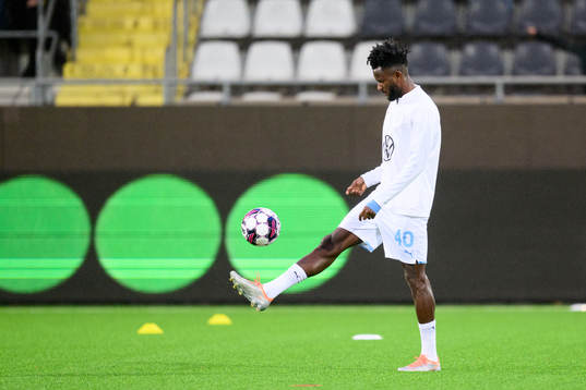 Malmö FFs Emmanuel Lomotey innan