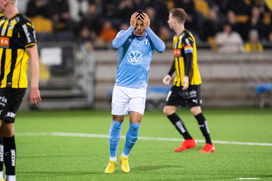 Malmö FFs Romain Gall deppar