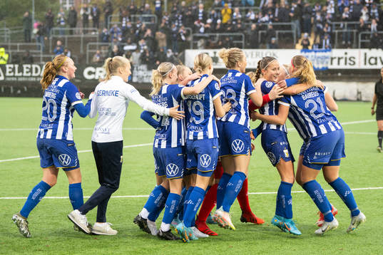 IFK Göteborgsspelare jublar