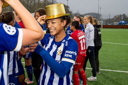 IFK Göteborgs Ashley Hellström jublar