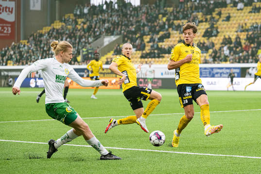 Hammarbys Gustav Ludwigson och Elfsborgs Sebastian Holmen