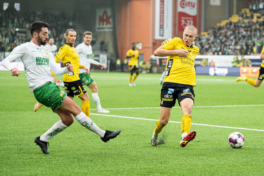 Hammarbys Nahir Besara och Elfsborgs Sebastian Holmen