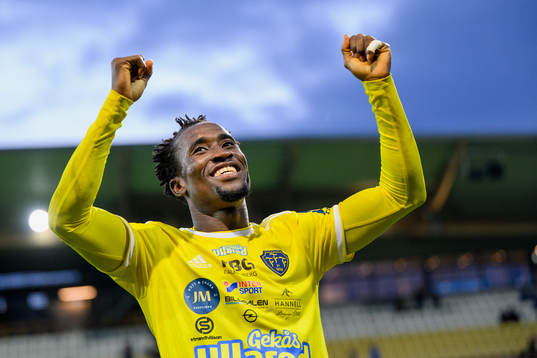 Falkenbergs Godwin Aguda jublar
