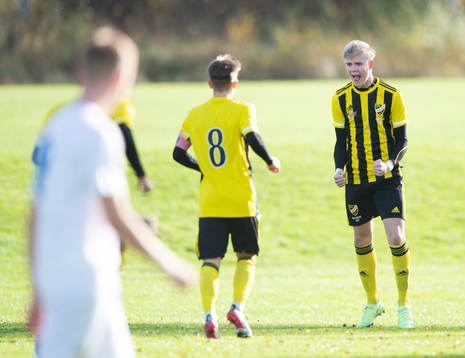 IFK Hässleholms Linus Roslund i juniormatchen, kval, U19,