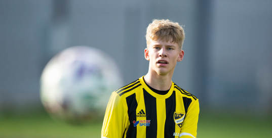 IFK Hässleholms Noel Larsson i juniormatchen, kval, U19,