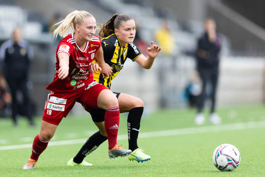 Piteås Emma Viklund och Häckens Hanna Wijk