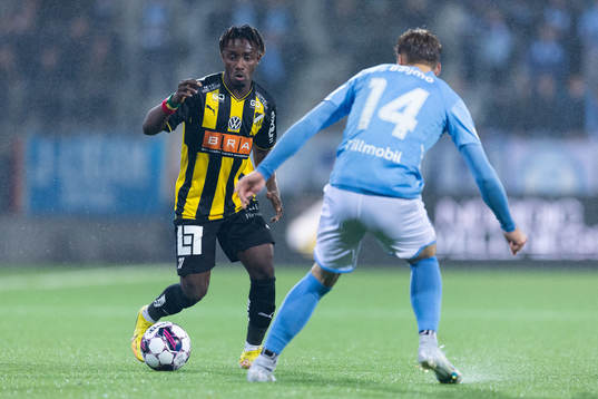 Häckens Ibrahim Sadiq och Malmö FFs Felix Beijmo