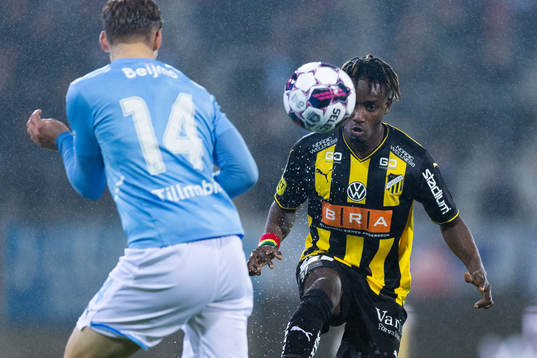 Häckens Ibrahim Sadiq och Malmö FFs Felix Beijmo