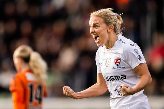 FC Rosengårds Mimmi Larsson jublar
