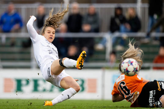 FC Rosengårds Fiona Brown gör 0-2 målet