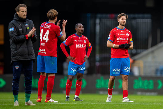 Helsingborgs målvakt Anders Lindegaard, Thomas Rogne och
